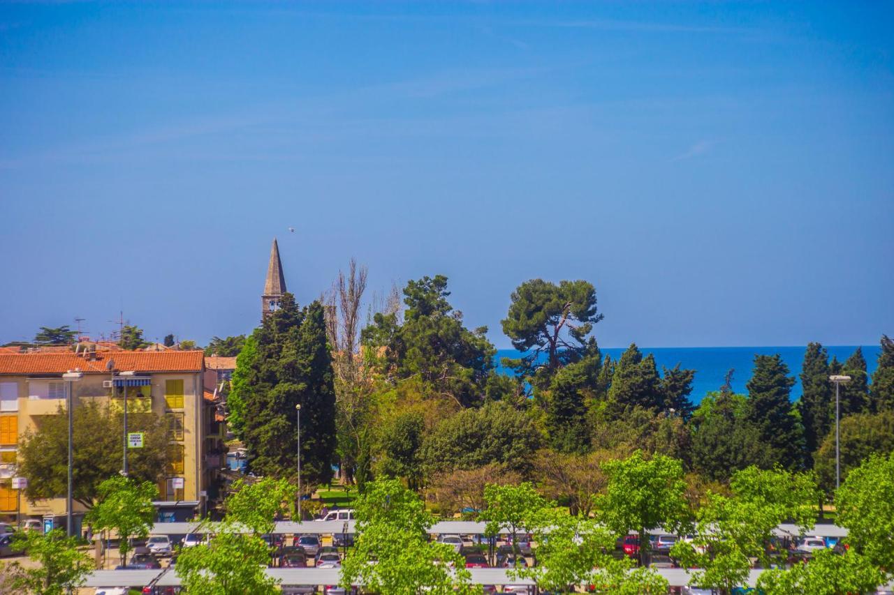 Apartment Dora Near Sea And Center With Private Garage Пореч Екстериор снимка